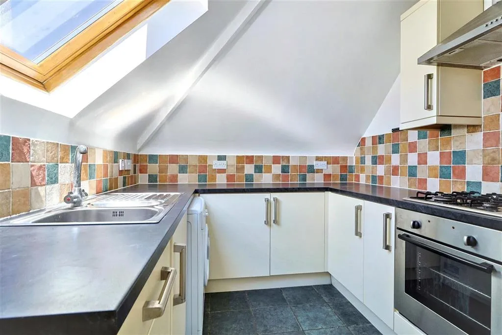 Flat 8, 17, Milton Road, BOURNEMOUTH, Dorset, BH8 8LP