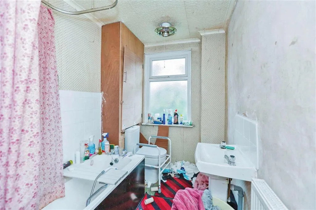 29, Laurel Road, LEICESTER, Leicestershire, LE2 1BN
