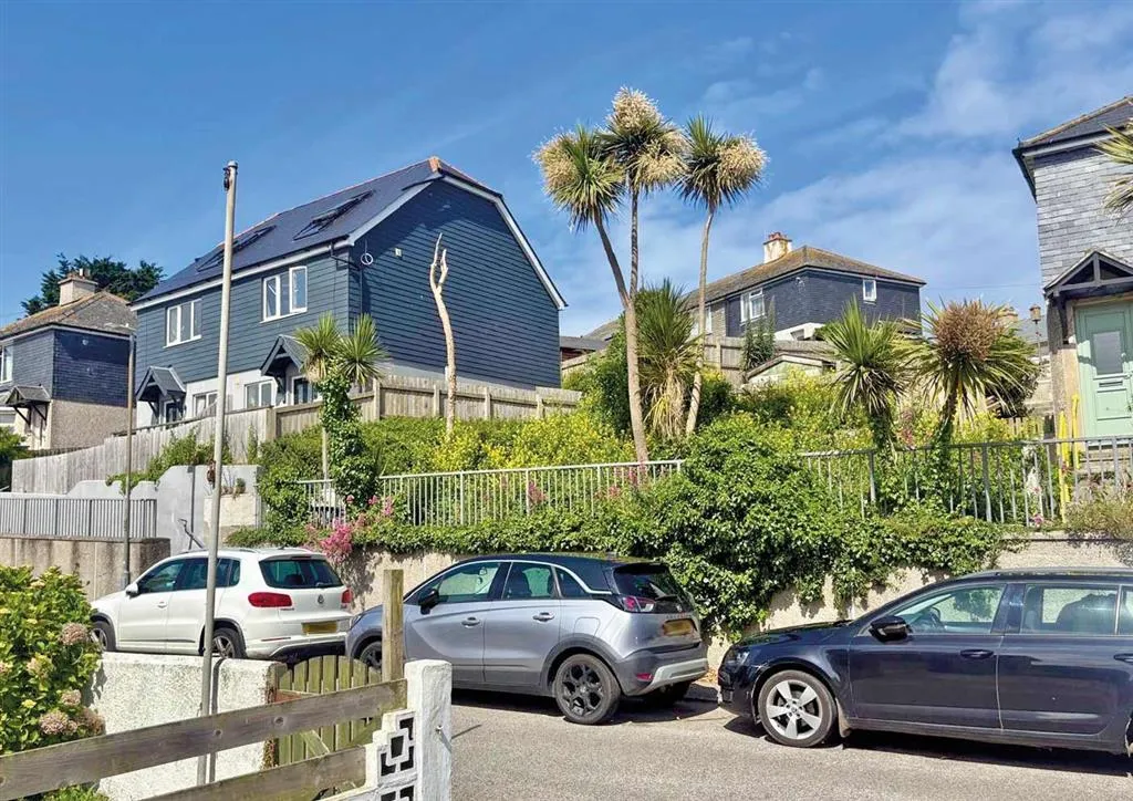 Land between 14 and 15A, Trelawney Road, ST. IVES, Cornwall, TR26 1AN