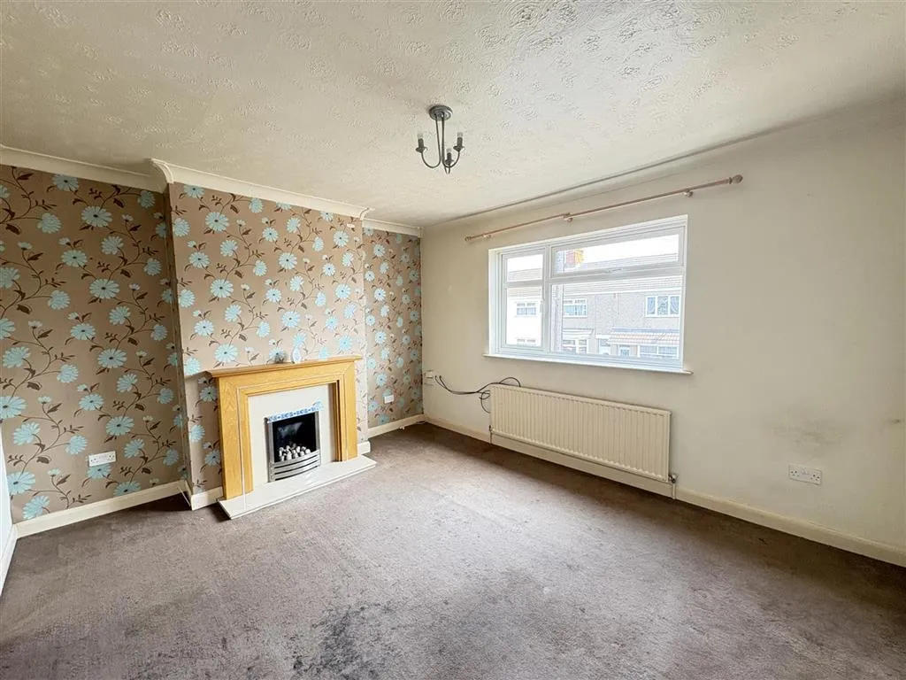 First Floor Flat, 278 Heneage Road, GRIMSBY, South Humberside, DN32 9NP