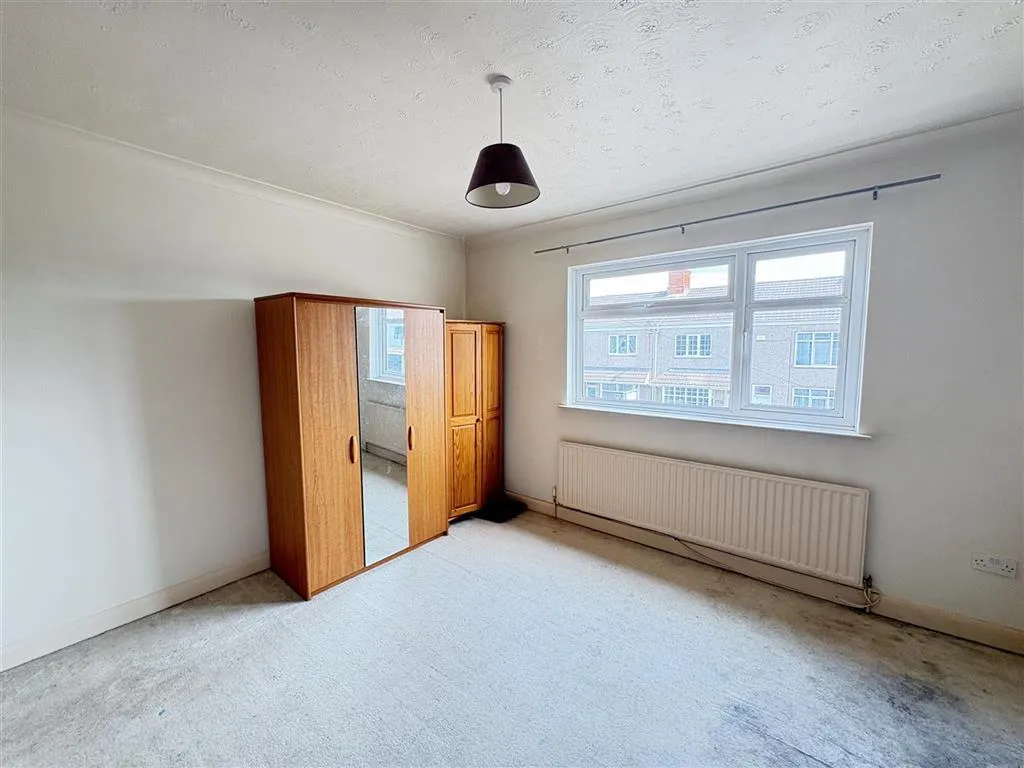 First Floor Flat, 278 Heneage Road, GRIMSBY, South Humberside, DN32 9NP
