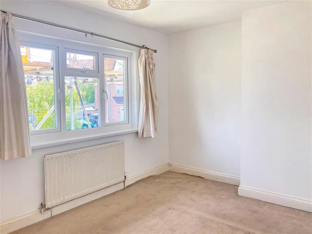 34, Burnham Road, SIDCUP, Kent, DA14 4PY