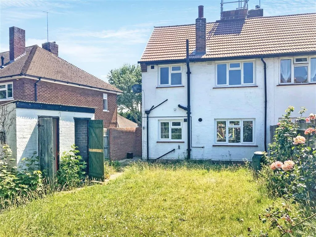 34, Burnham Road, SIDCUP, Kent, DA14 4PY