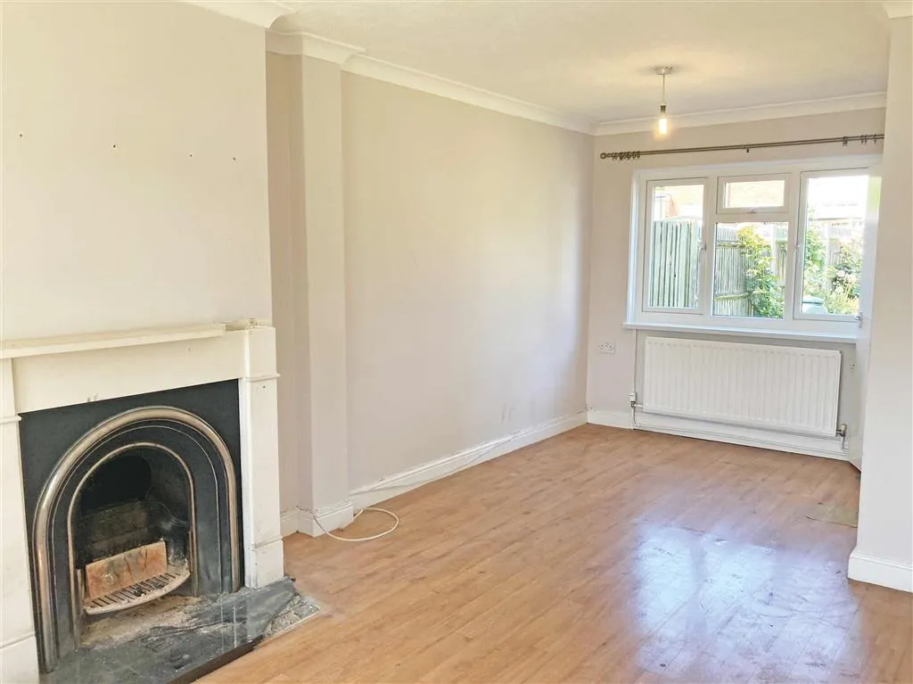 34, Burnham Road, SIDCUP, Kent, DA14 4PY