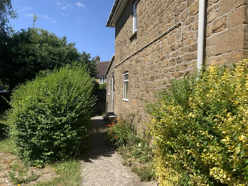 14, Broadway, YEOVIL, Somerset, BA22 8XF