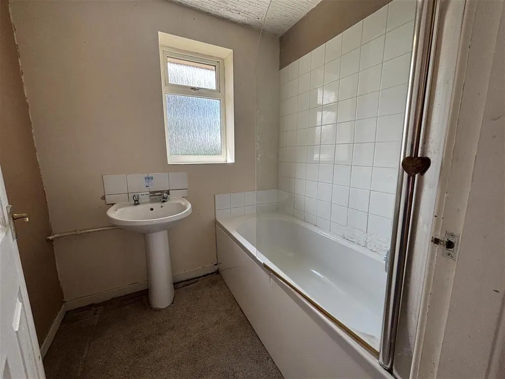 13, Whitehall Avenue, STOKE-ON-TRENT, Staffordshire, ST7 1ET