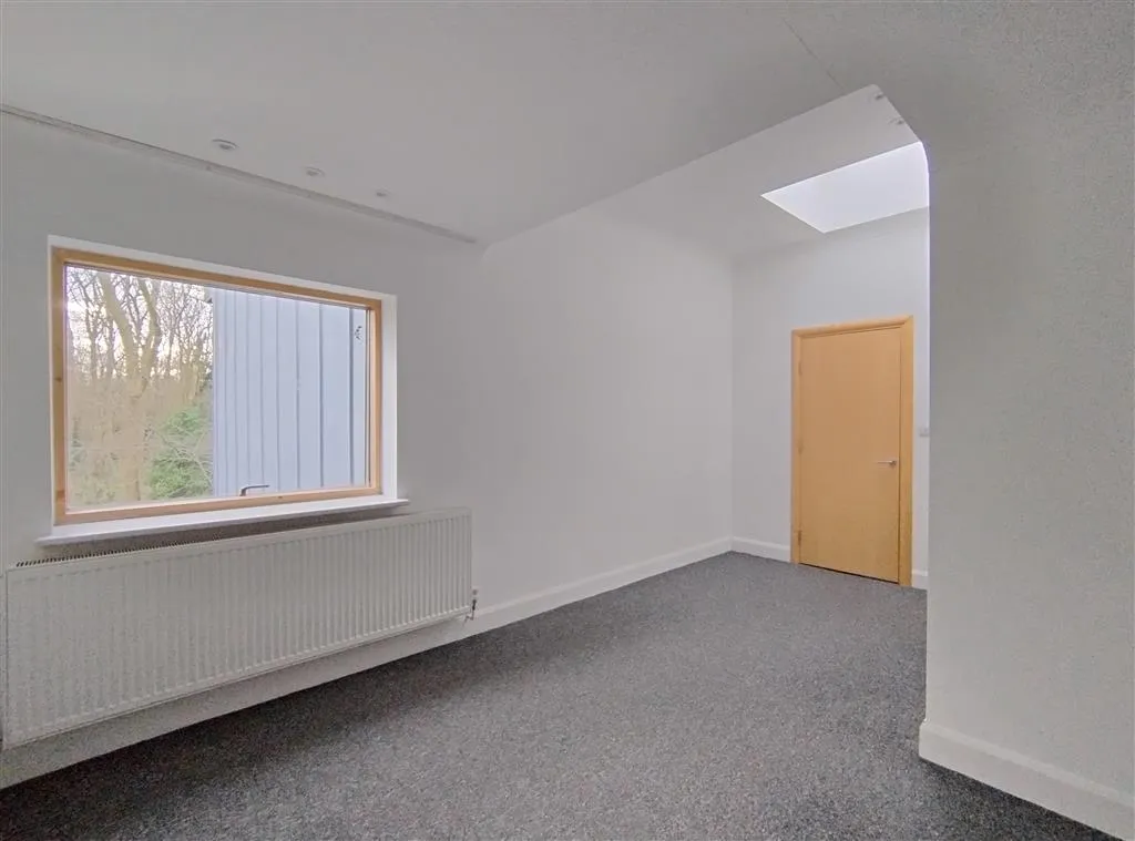 Flat 6, Abney House, 1, Collison Place, Manor Road, London, N16 5AU