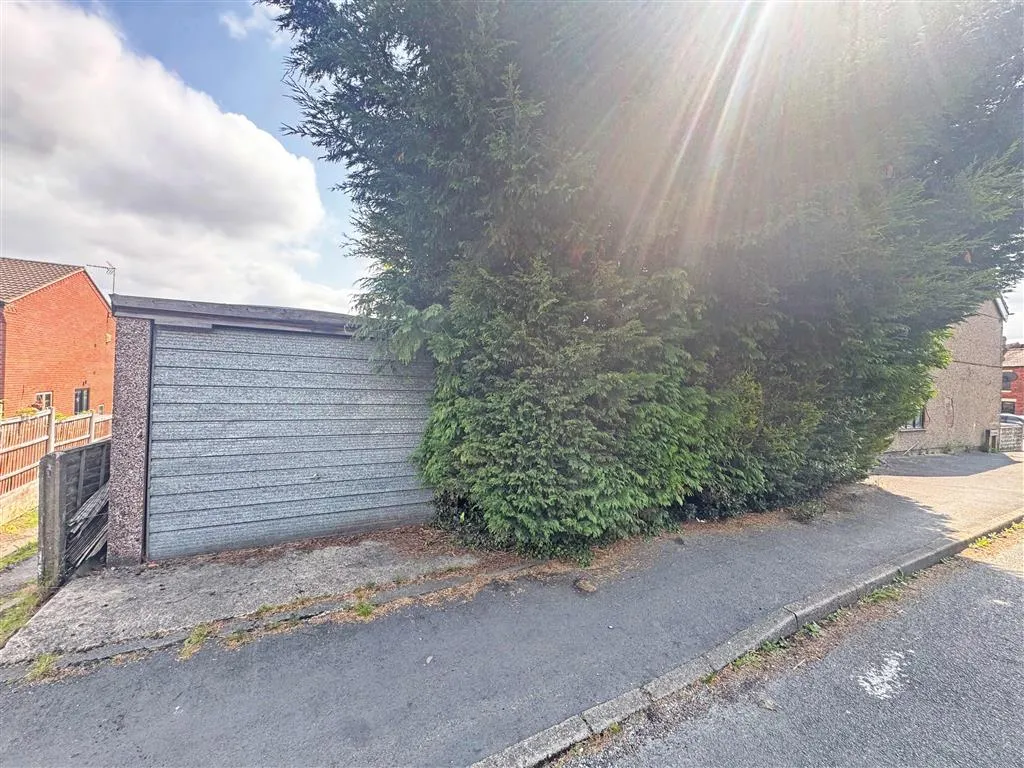 77, The Common, ALFRETON, Derbyshire, DE55 2EP