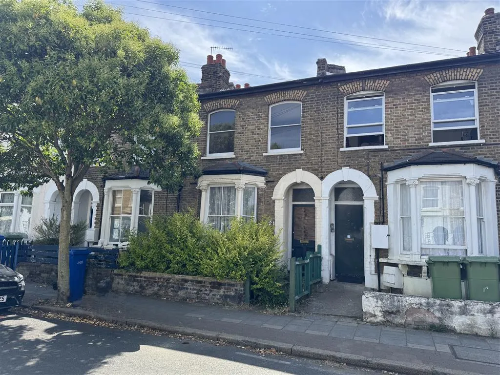 121, Hollydale Road, LONDON, SE15 2TF