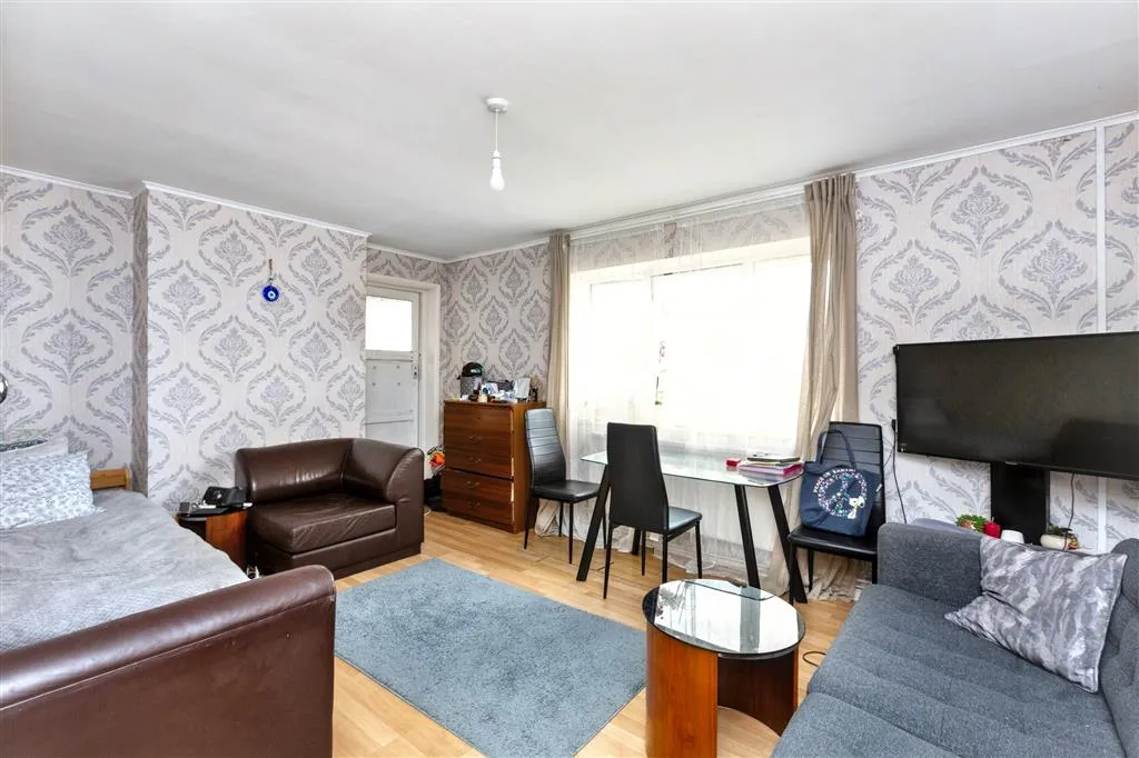 6c, Leith Road, BEDFORD, Bedfordshire, MK42 0NB