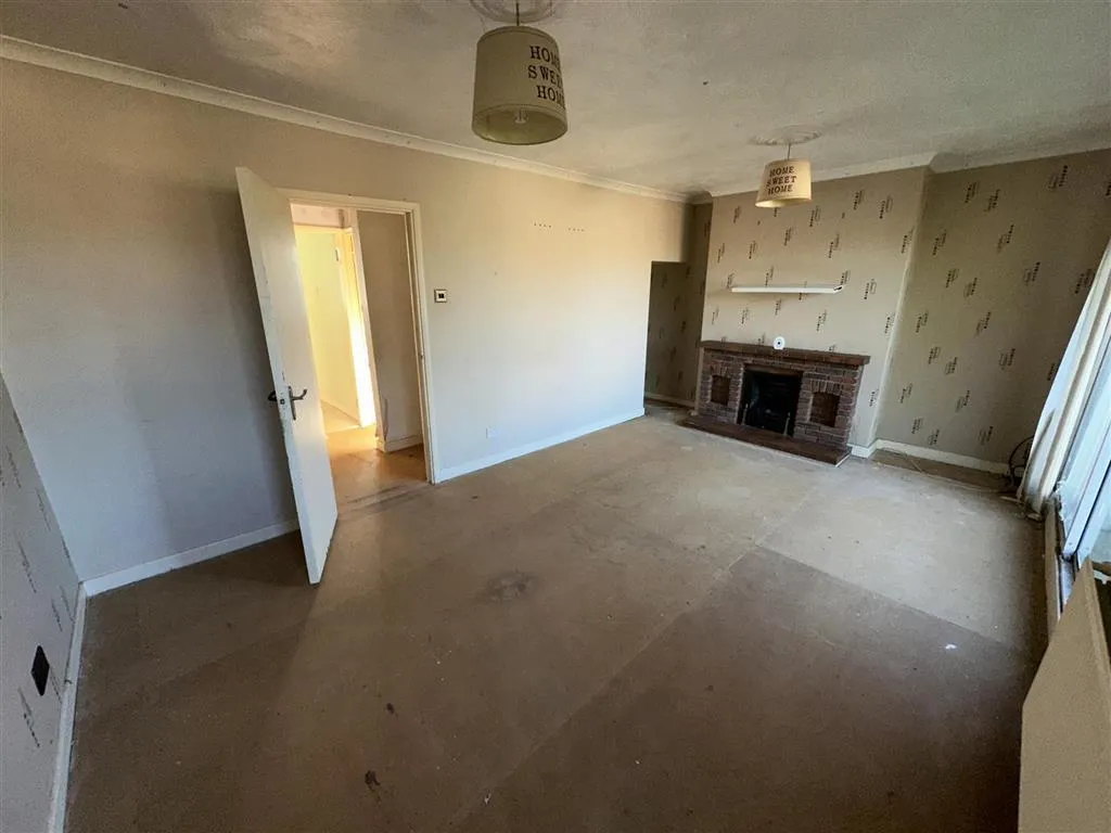 36, Sunnybank Avenue, COVENTRY, West Midlands, CV3 4DQ