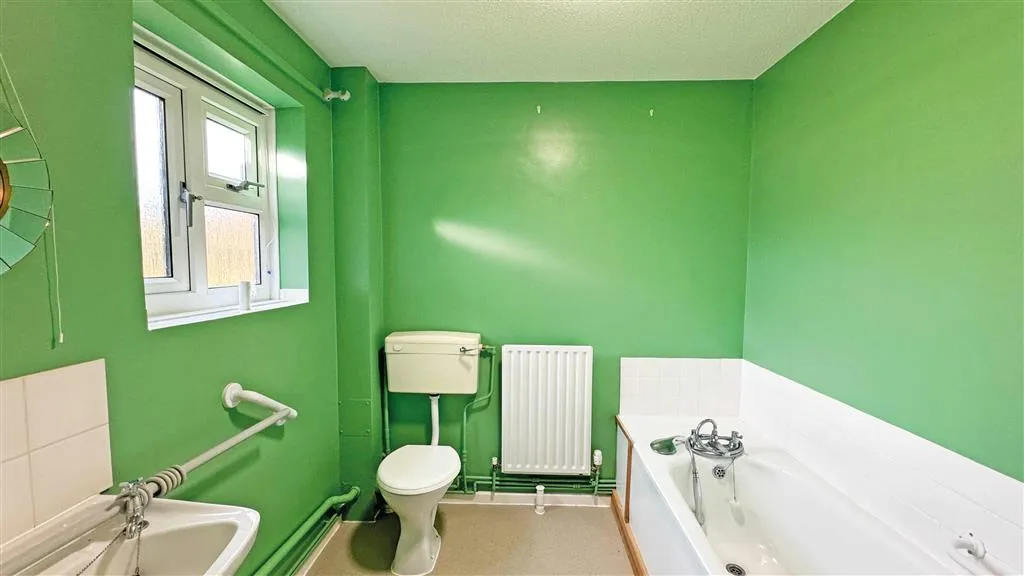 2 Owlitts Cottages, The Causeway, BUNTINGFORD, Hertfordshire, SG9 0HW