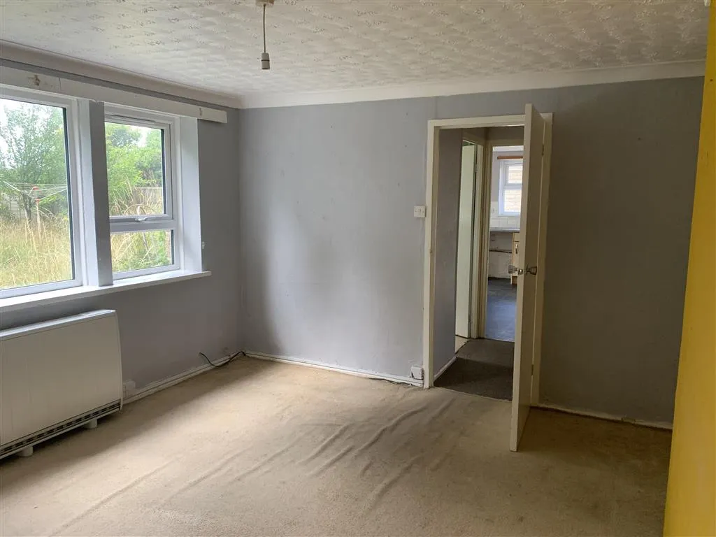 57, Thurlocks, YEOVIL, Somerset, BA22 8QE