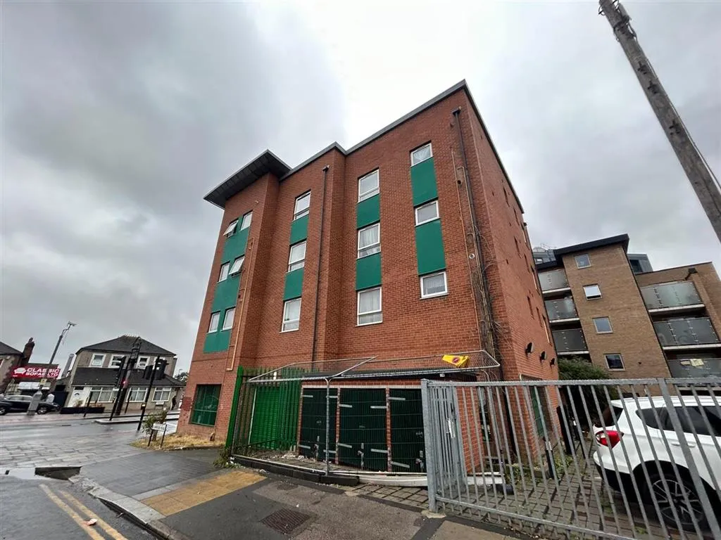 Flat 4, Brockwell Court, 336, London Road, CROYDON, Surrey, CR0 2TJ