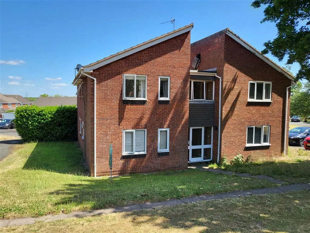 88, Cornfield Drive, LICHFIELD, Staffordshire, WS14 9UG
