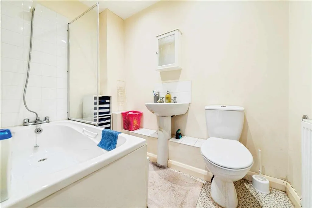 Flat 2 The Old Chapel, Lovers Lane, NEWARK, Nottinghamshire, NG24 1HU