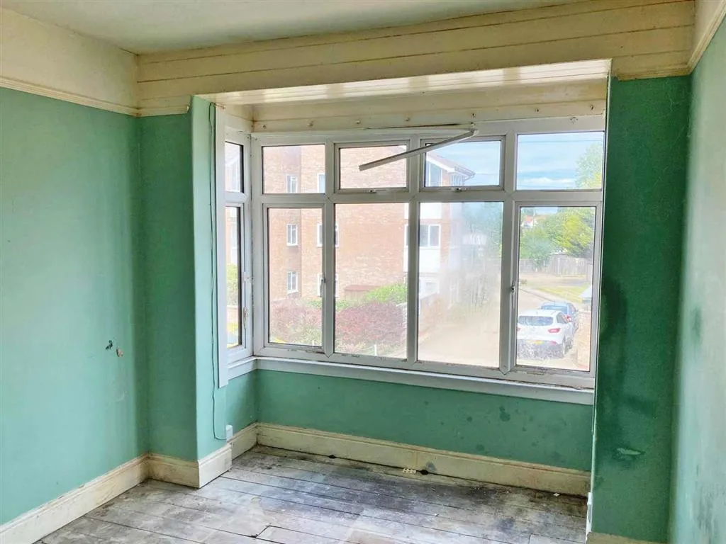 16, Standley Road, WALTON ON THE NAZE, Essex, CO14 8PT
