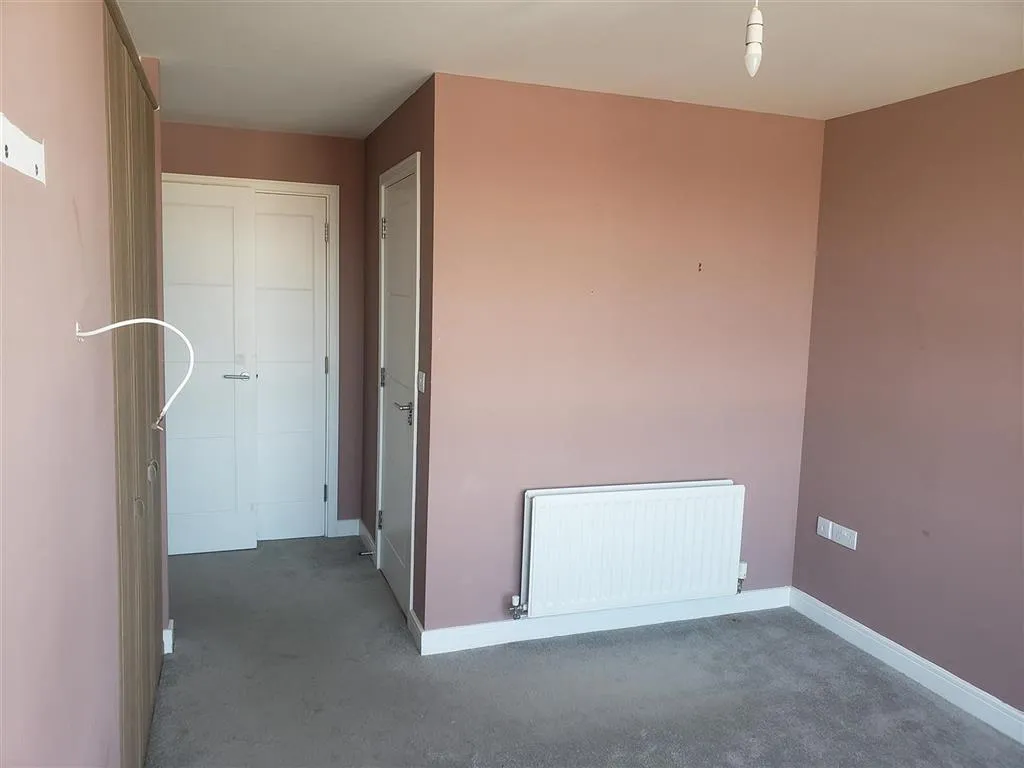 Flat 95, Orchid Court, Sovereign Way, TONBRIDGE, Kent, TN9 1FZ