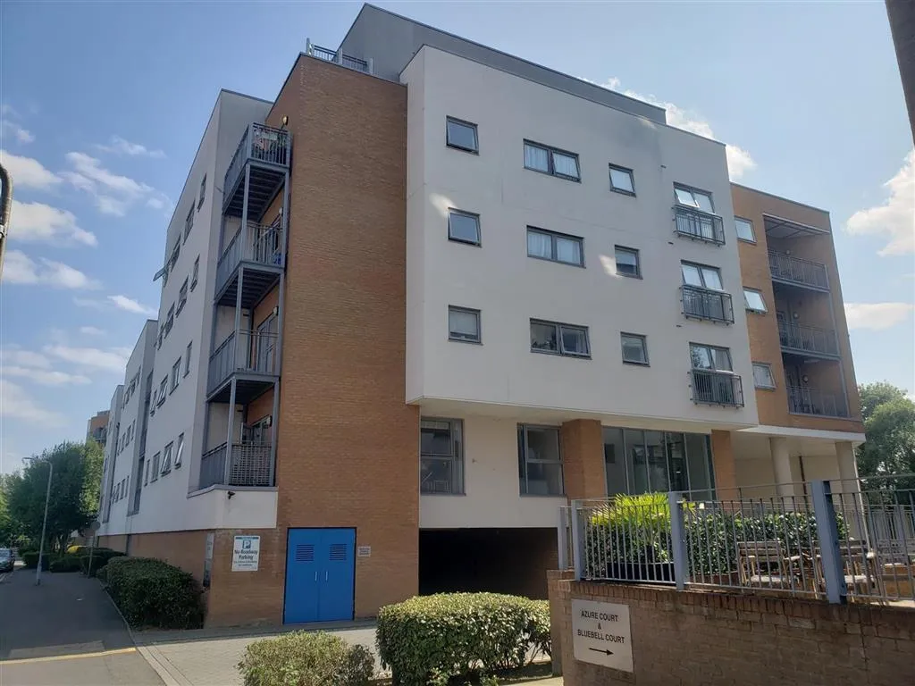 Flat 95, Orchid Court, Sovereign Way, TONBRIDGE, Kent, TN9 1FZ