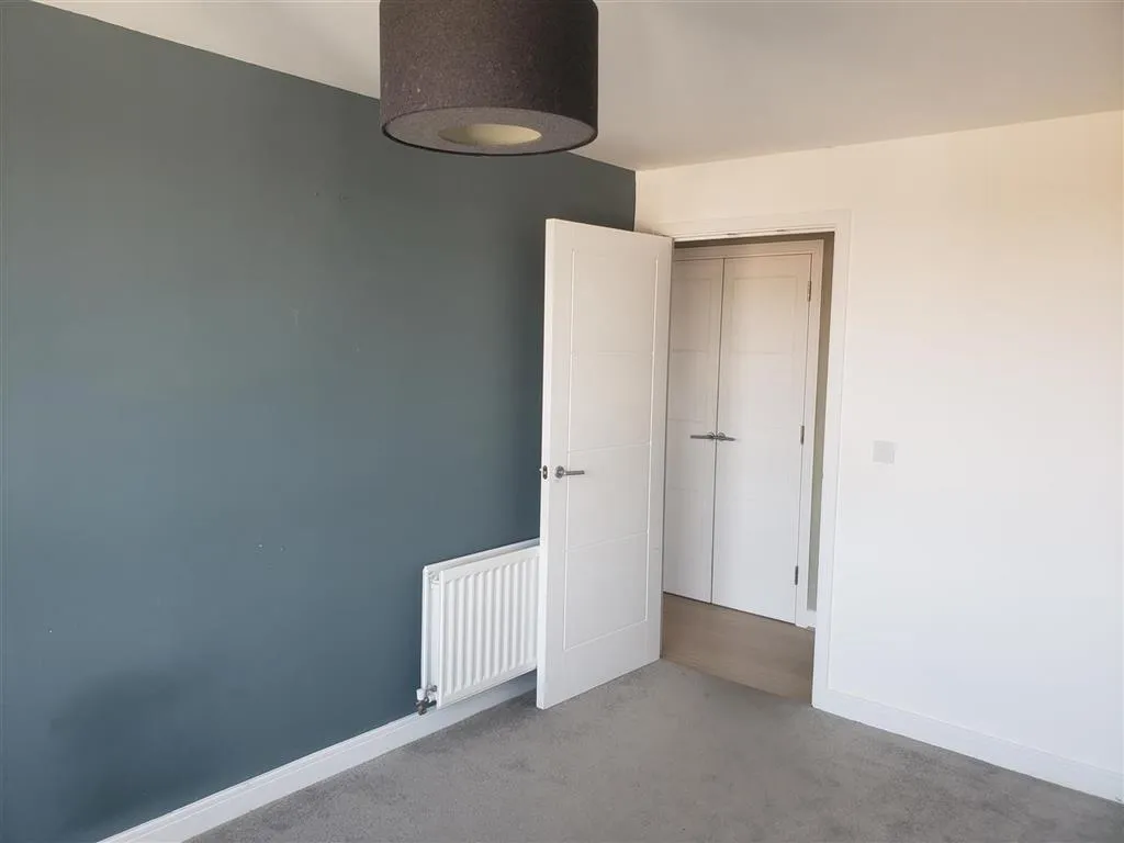 Flat 95, Orchid Court, Sovereign Way, TONBRIDGE, Kent, TN9 1FZ