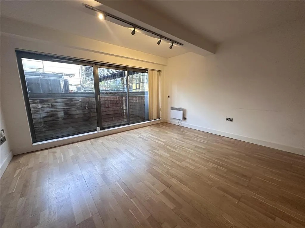 Apartment 403, 6, Oldham Road, MANCHESTER, Lancashire, M4 5DB