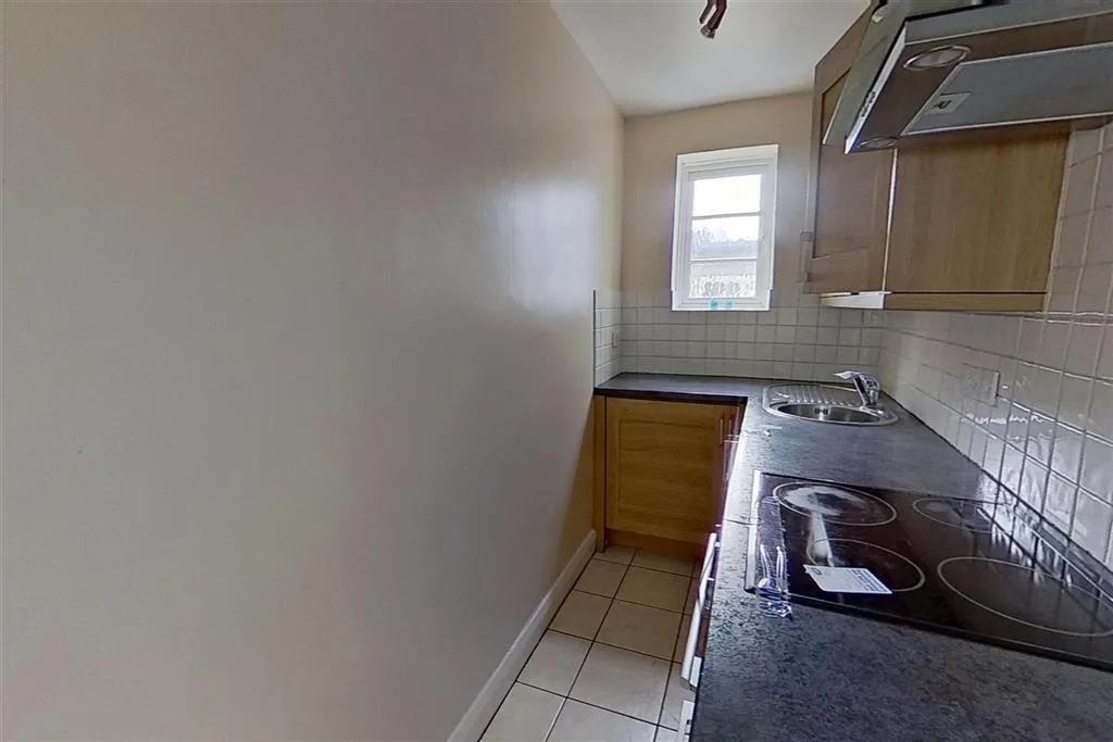 Flat 30, Eastgate House, 223, High Street, GUILDFORD, Surrey, GU1 3BY