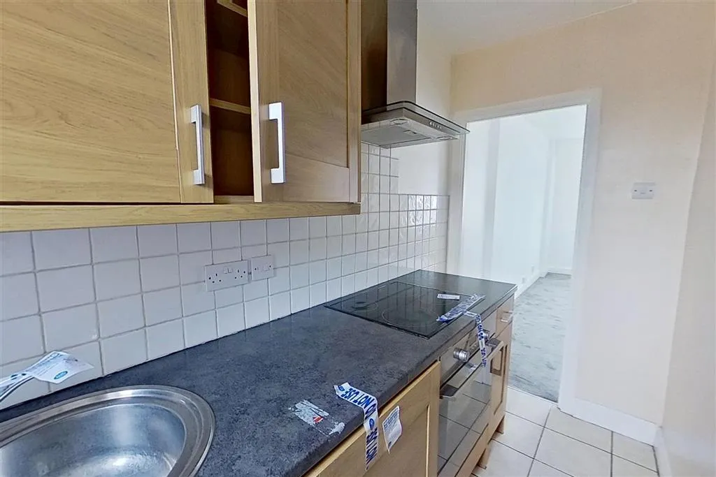Flat 30, Eastgate House, 223, High Street, GUILDFORD, Surrey, GU1 3BY