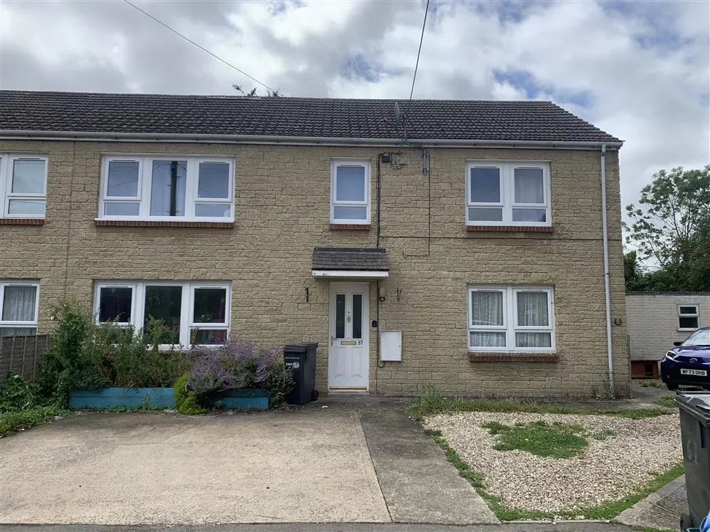 57, Thurlocks, YEOVIL, Somerset, BA22 8QE