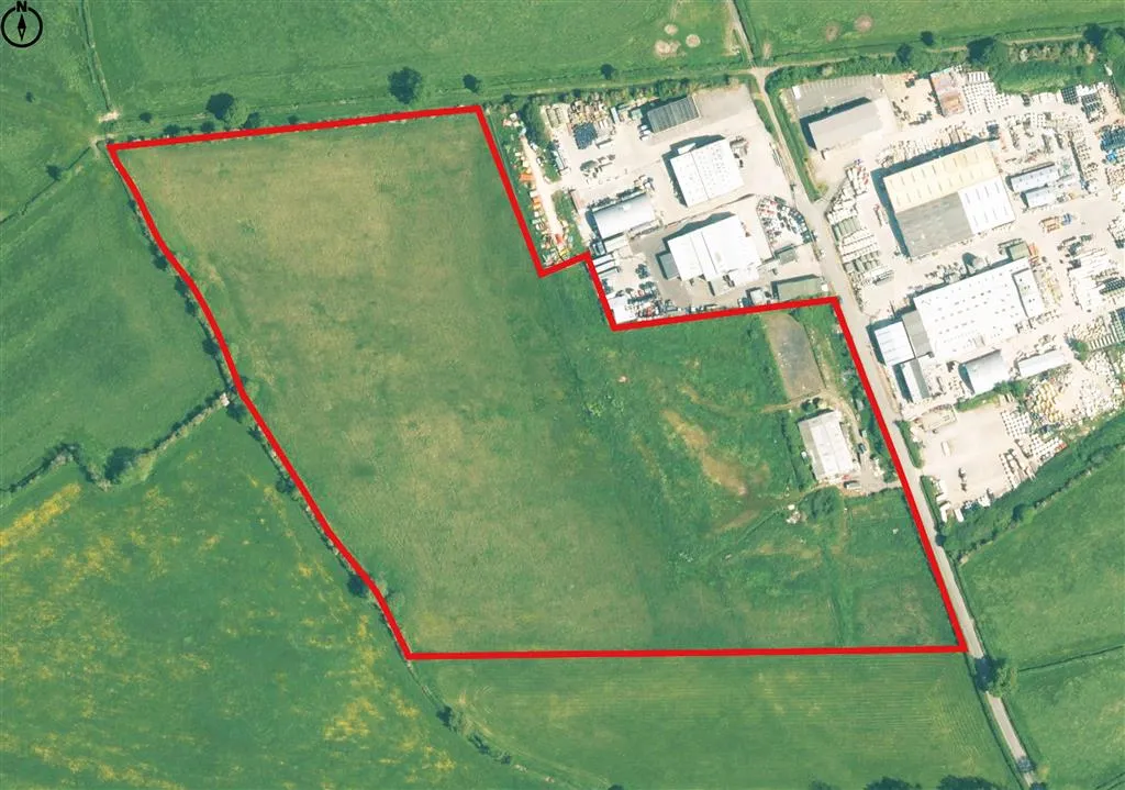 Land on the West side of, College Road , AYLESBURY, Buckinghamshire, HP22 5EZ