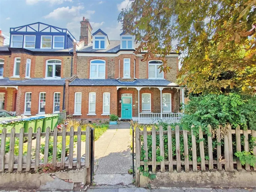 24c, Glenluce Road, London, SE3 7SB