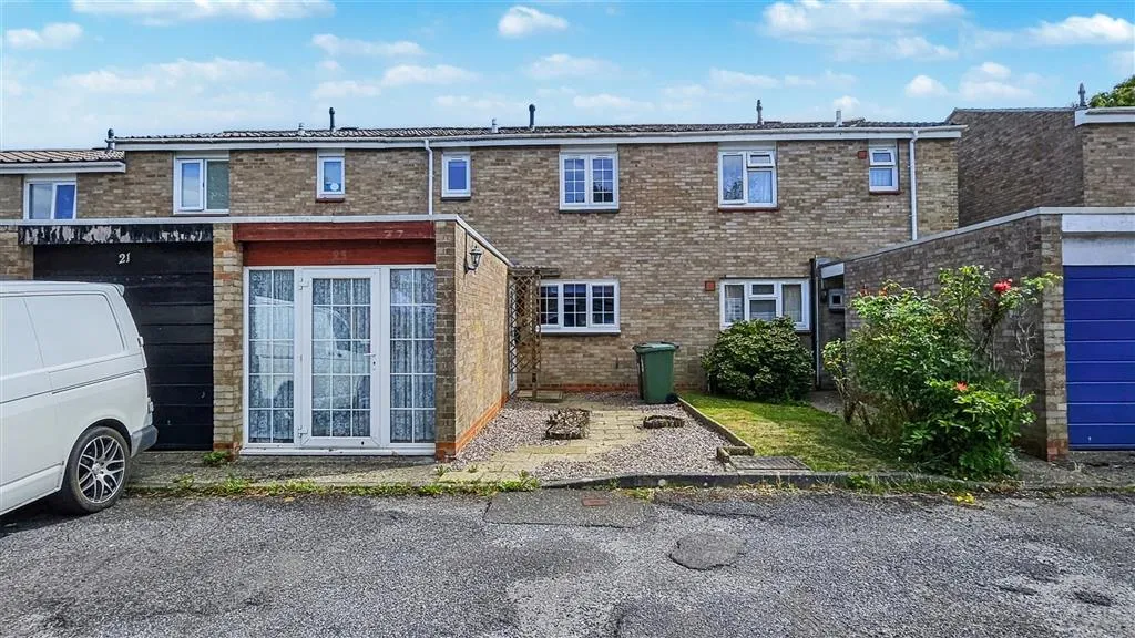 23, Stukeley Road, BASINGSTOKE, Hampshire, RG21 8XB