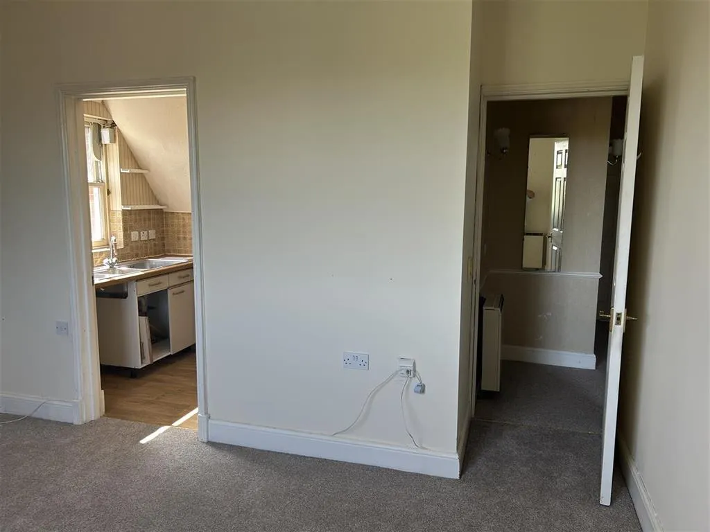 24, The Grange, MORETON-IN-MARSH, Gloucestershire, GL56 0AU
