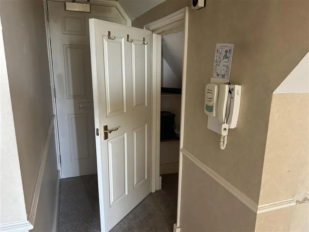 24, The Grange, MORETON-IN-MARSH, Gloucestershire, GL56 0AU