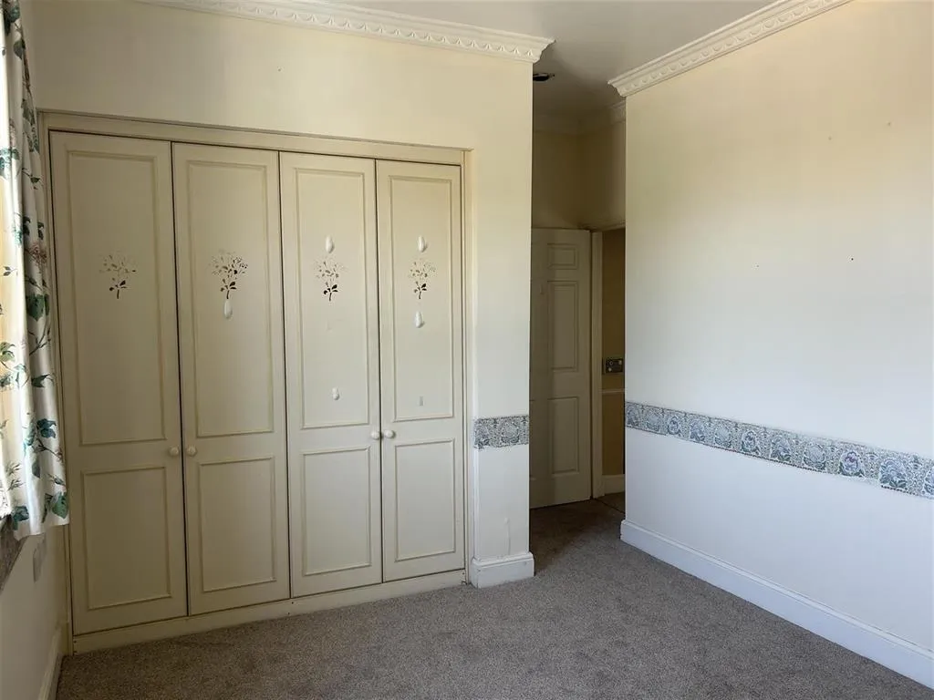 24, The Grange, MORETON-IN-MARSH, Gloucestershire, GL56 0AU