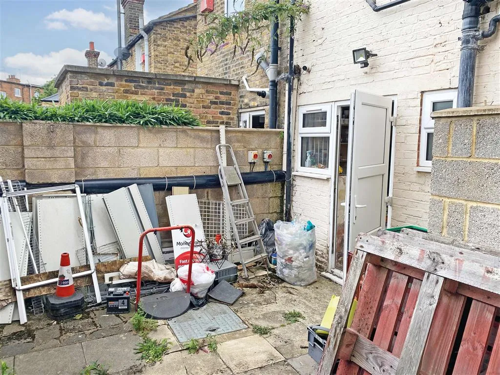 56-58, High Street, KINGSTON UPON THAMES, Surrey, KT1 4DB