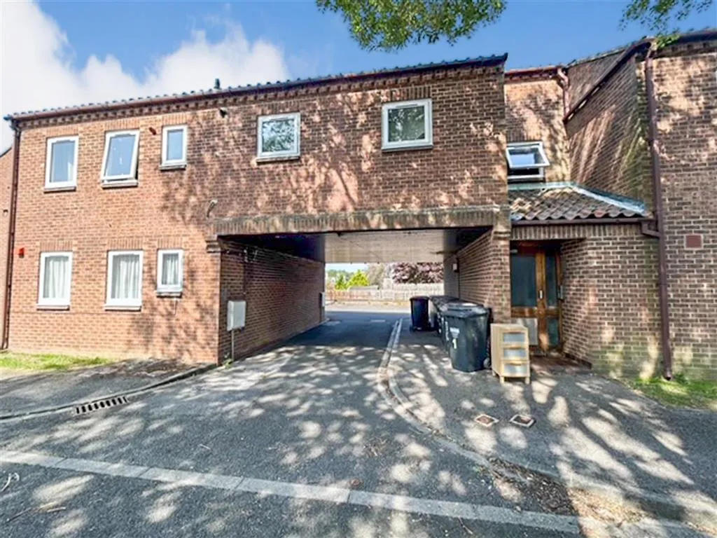 9, D'arcy Court, Byng Road, CATTERICK GARRISON, North Yorkshire, DL9 4SG