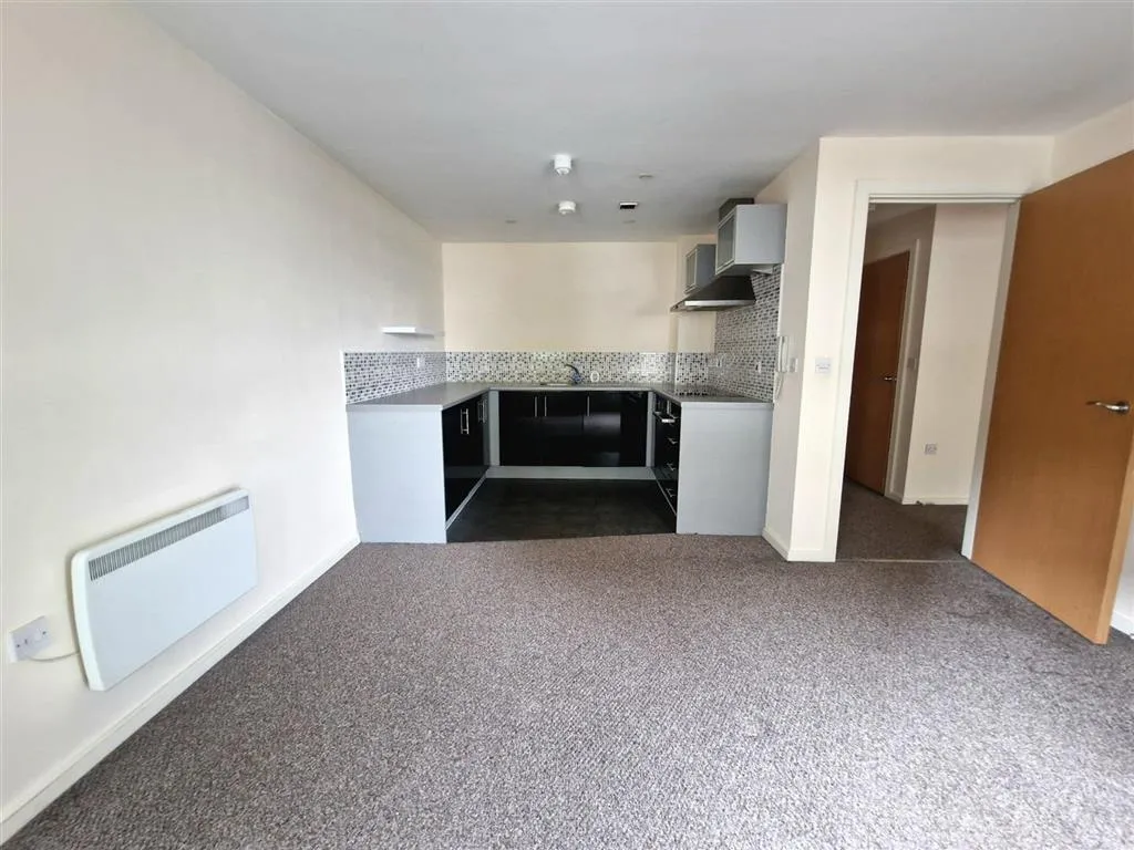 Apartment 2, The Decks, RUNCORN, Cheshire, WA7 1GG