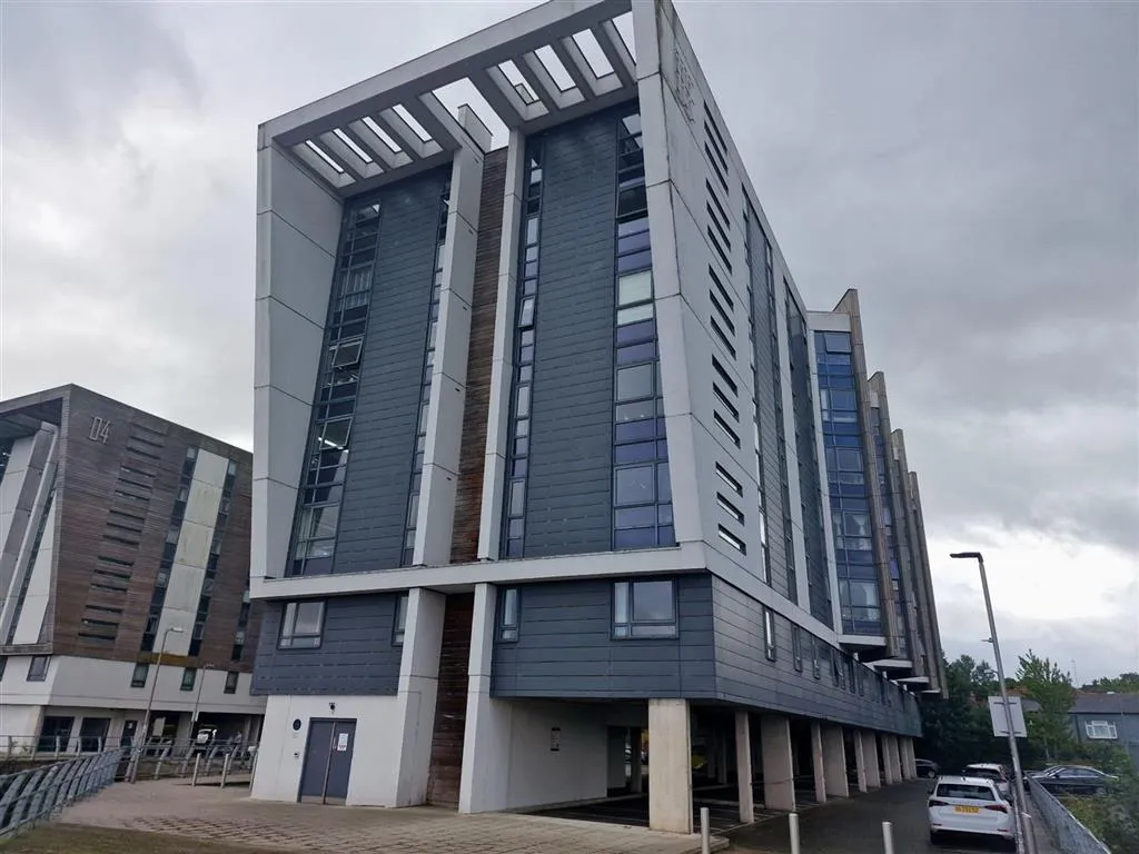 Apartment 2, The Decks, RUNCORN, Cheshire, WA7 1GG