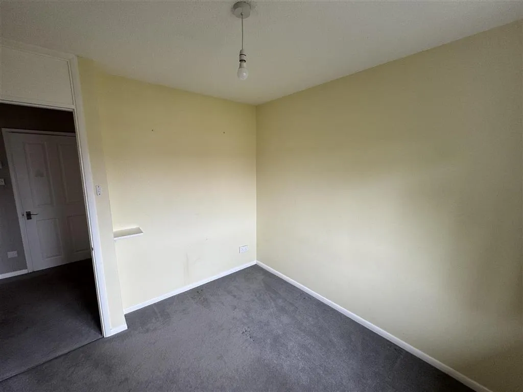 Flat 7, Berkeley Court, Albert Road, ASHTEAD, Surrey, KT21 1BJ
