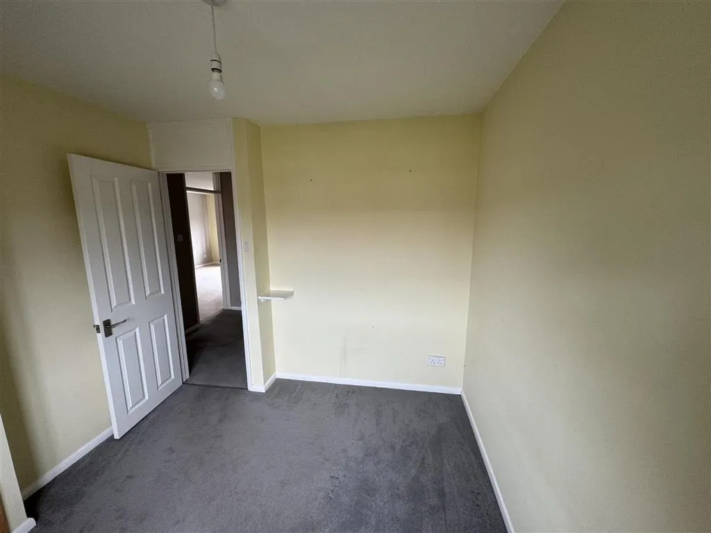 Flat 7, Berkeley Court, Albert Road, ASHTEAD, Surrey, KT21 1BJ