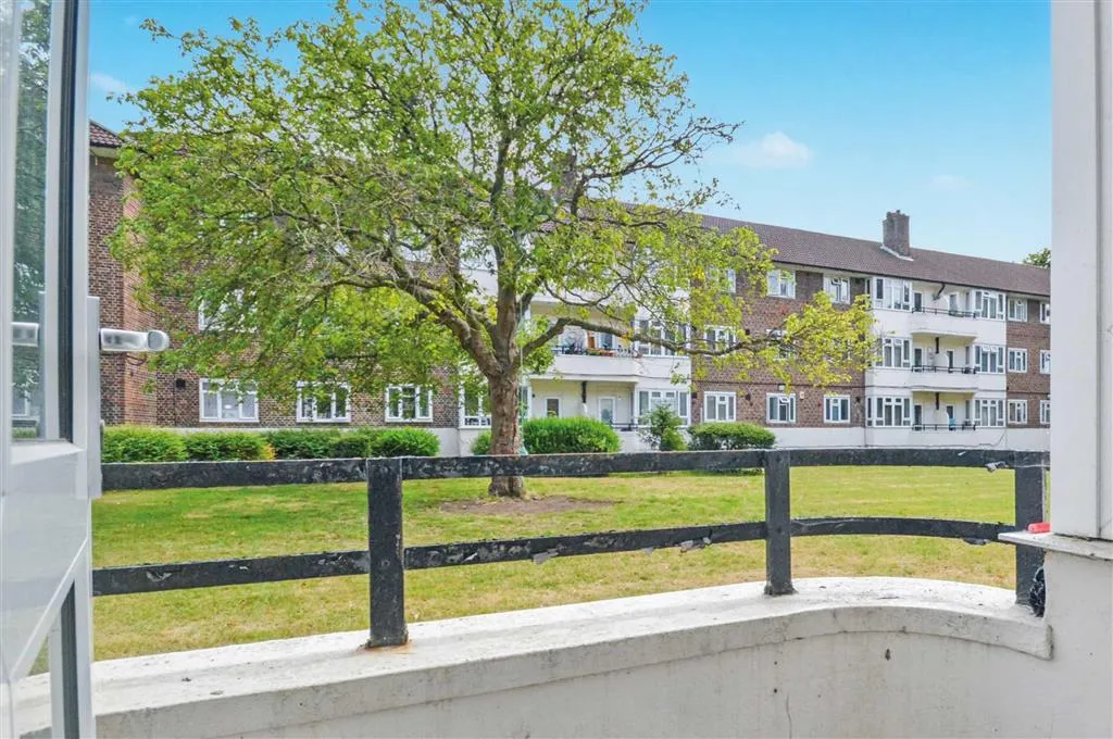 Flat 7, Parrington House, Oaklands Estate, LONDON, London, SW4 8AH