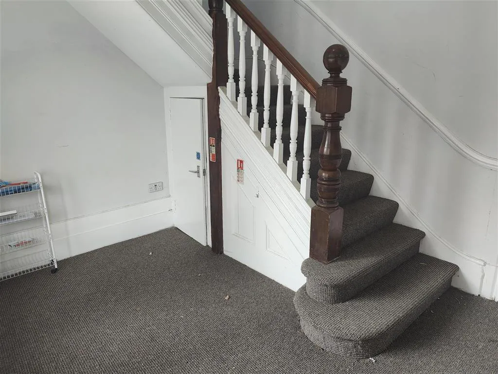 Flat 3, 51, St. James Road, SUTTON, Surrey, SM1 2TG
