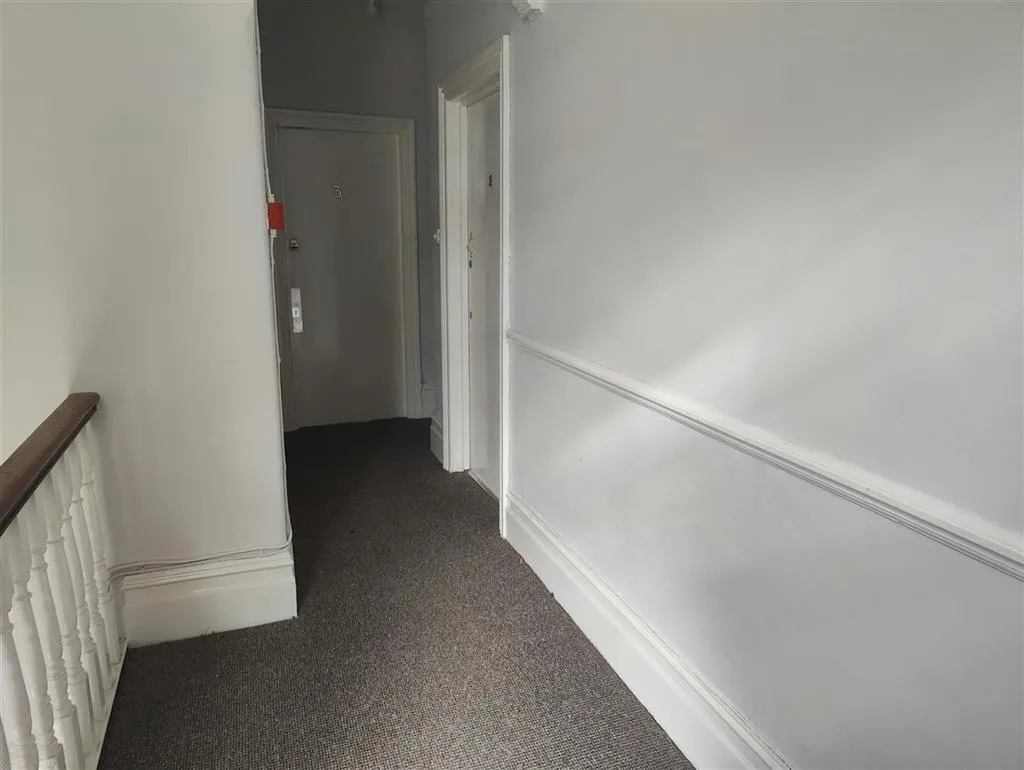 Flat 3, 51, St. James Road, SUTTON, Surrey, SM1 2TG