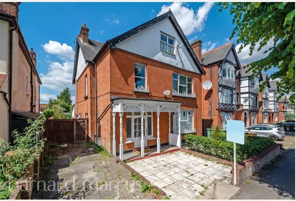 Flat 3, 51, St. James Road, SUTTON, Surrey, SM1 2TG