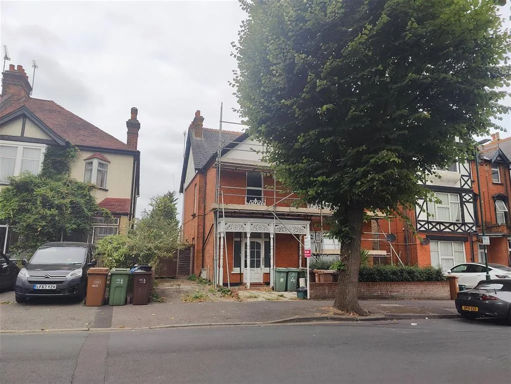 Flat 3, 51, St. James Road, SUTTON, Surrey, SM1 2TG