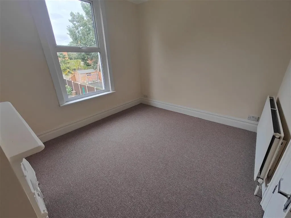 Flat 3, 51, St. James Road, SUTTON, Surrey, SM1 2TG