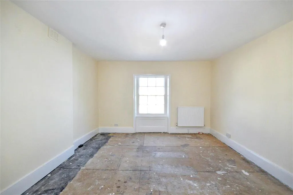 Flat 25, 85, Clarendon Road, NORTH KENSINGTON, London, W11 4XQ