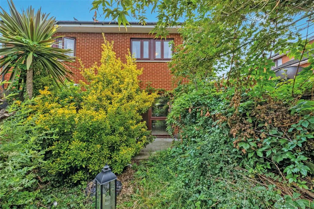 6, Marley Street, LEWISHAM, London, SE16 2QH