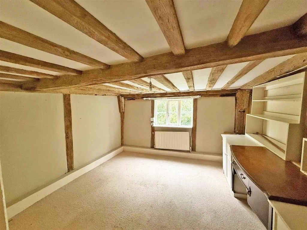 Furnace Farm House, Bedgebury Road, CRANBROOK, Kent, TN17 2QZ