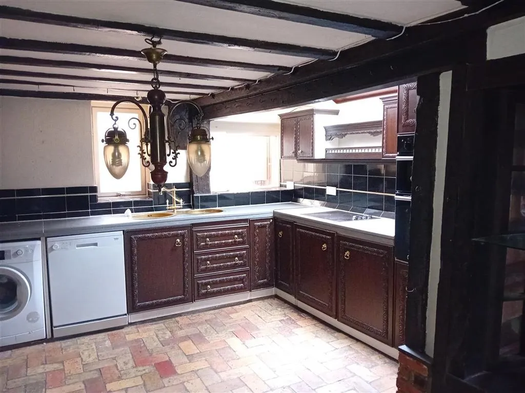 17, Head Street, HALSTEAD, Essex, CO9 2AT